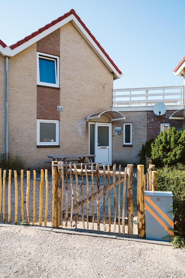 Mosselbank 93 - Noordzeepark Ouddorp, With Private Front And Back Garden Near The Beach - Not For Companies ภายนอก รูปภาพ